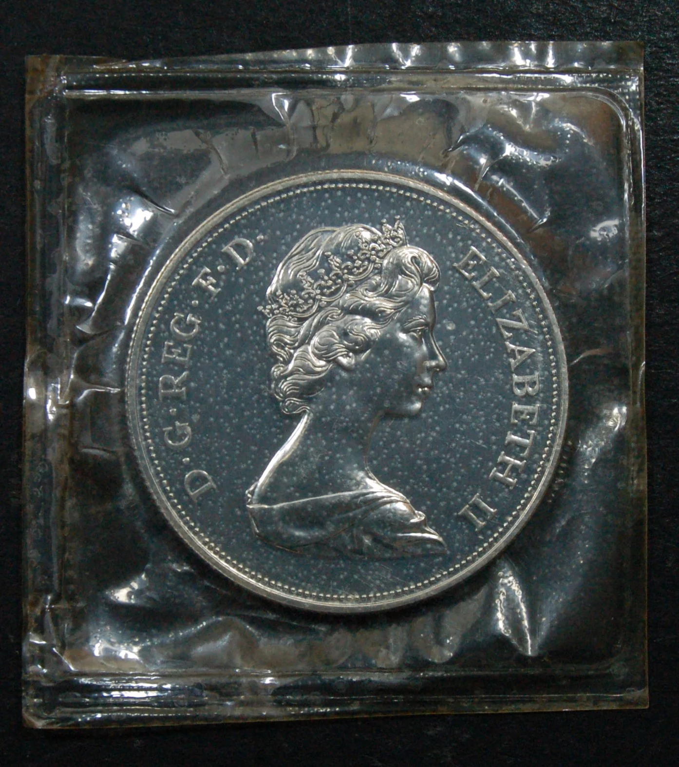 Elizabeth II. Silver proof crown. 1972. - Image 4