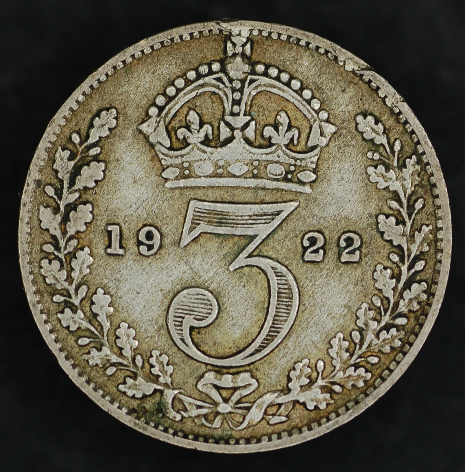 George V. Threepences. 1920-1936. Circulated - Image 4