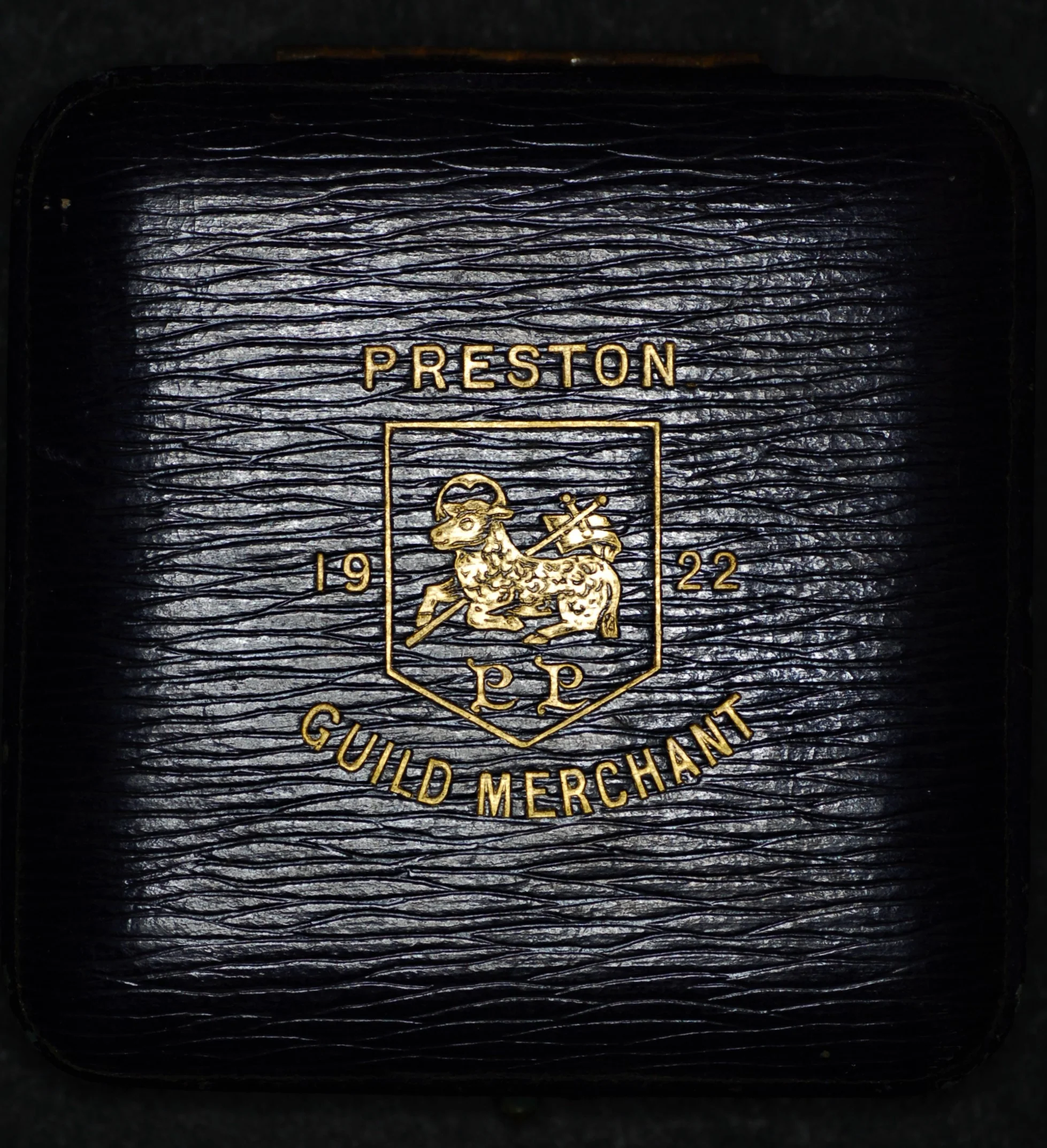 Preston Guild Merchants medallion by Spinks. 1922 - Image 3